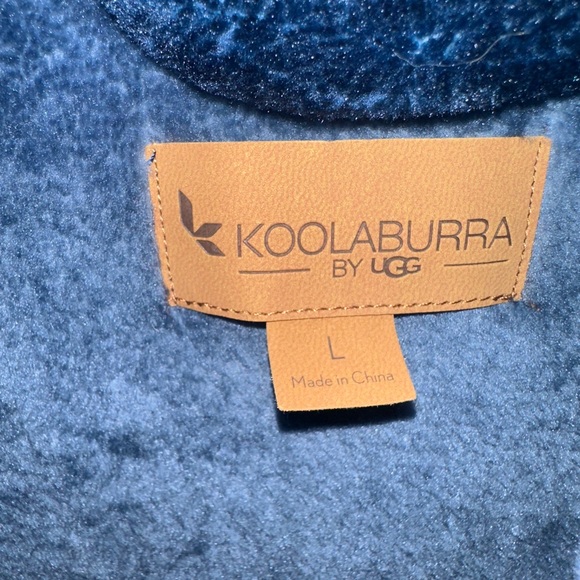 NWT KOOLABURRA by UGG Luxurious Navy Blue Women's Robe. - Picture 3 of 7